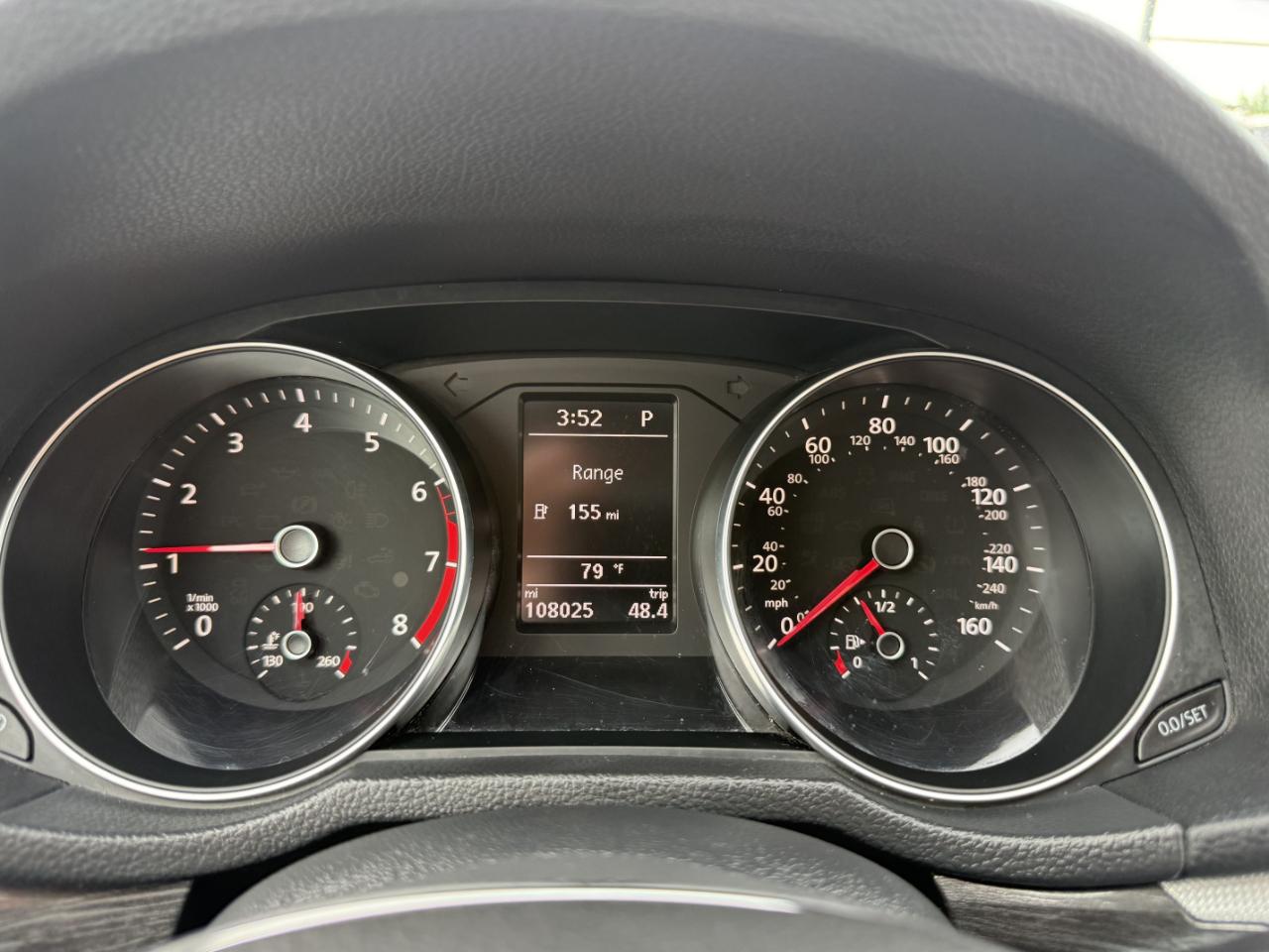 Volkswagen Passat SE 2018