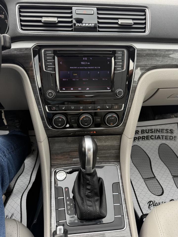 Volkswagen Passat SE 2018