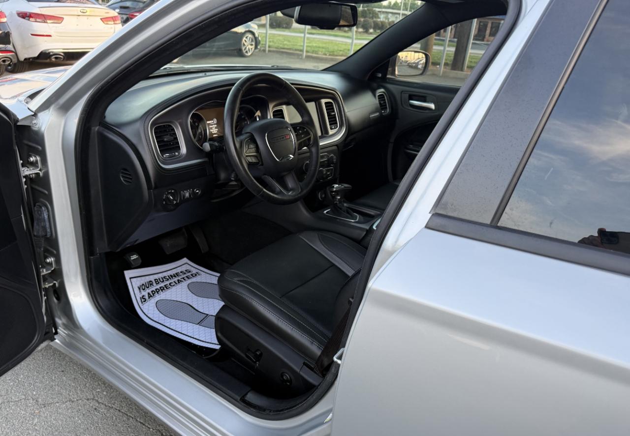 Dodge Charger SXT 2019