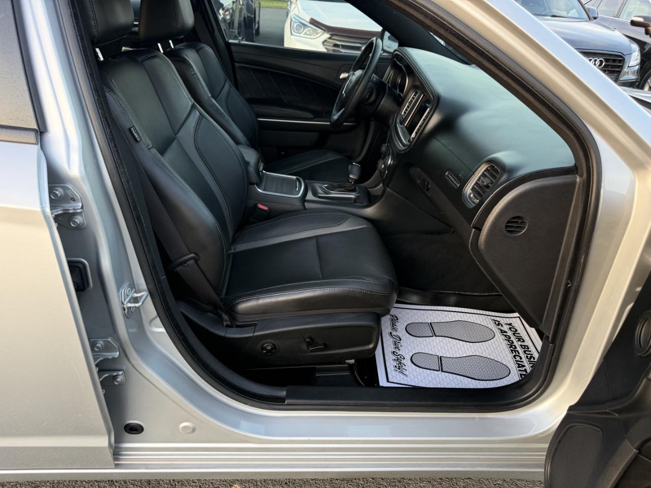 Dodge Charger SXT 2019