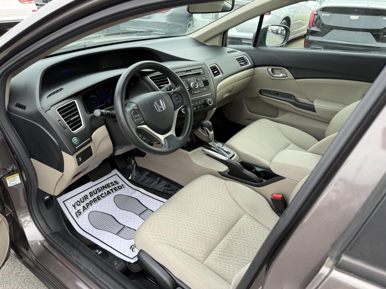 Honda Civic LX Sedan CVT 2014