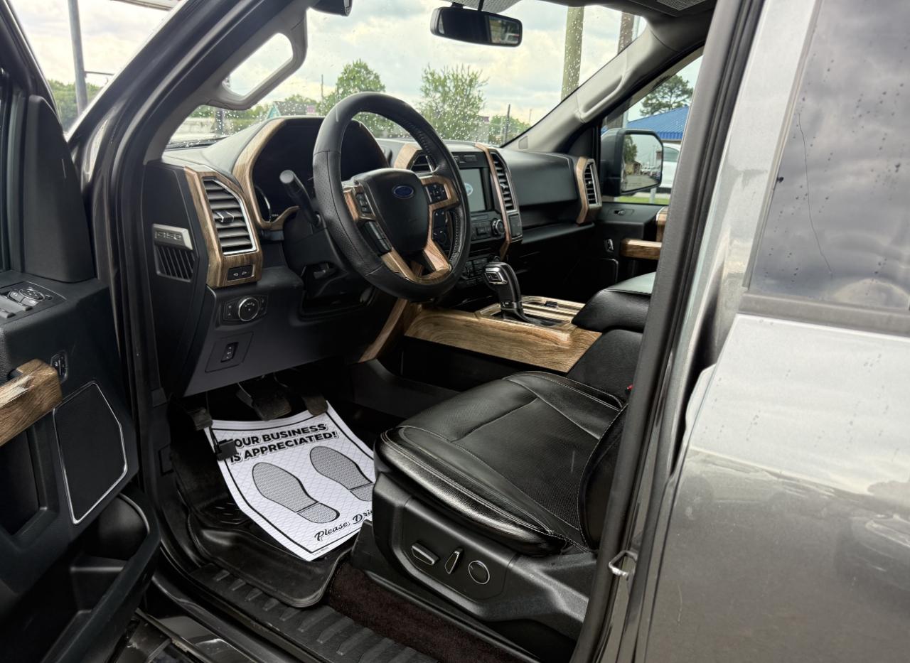 Ford F-150 Lariat SuperCrew 5.5-ft. Bed 4WD 2016