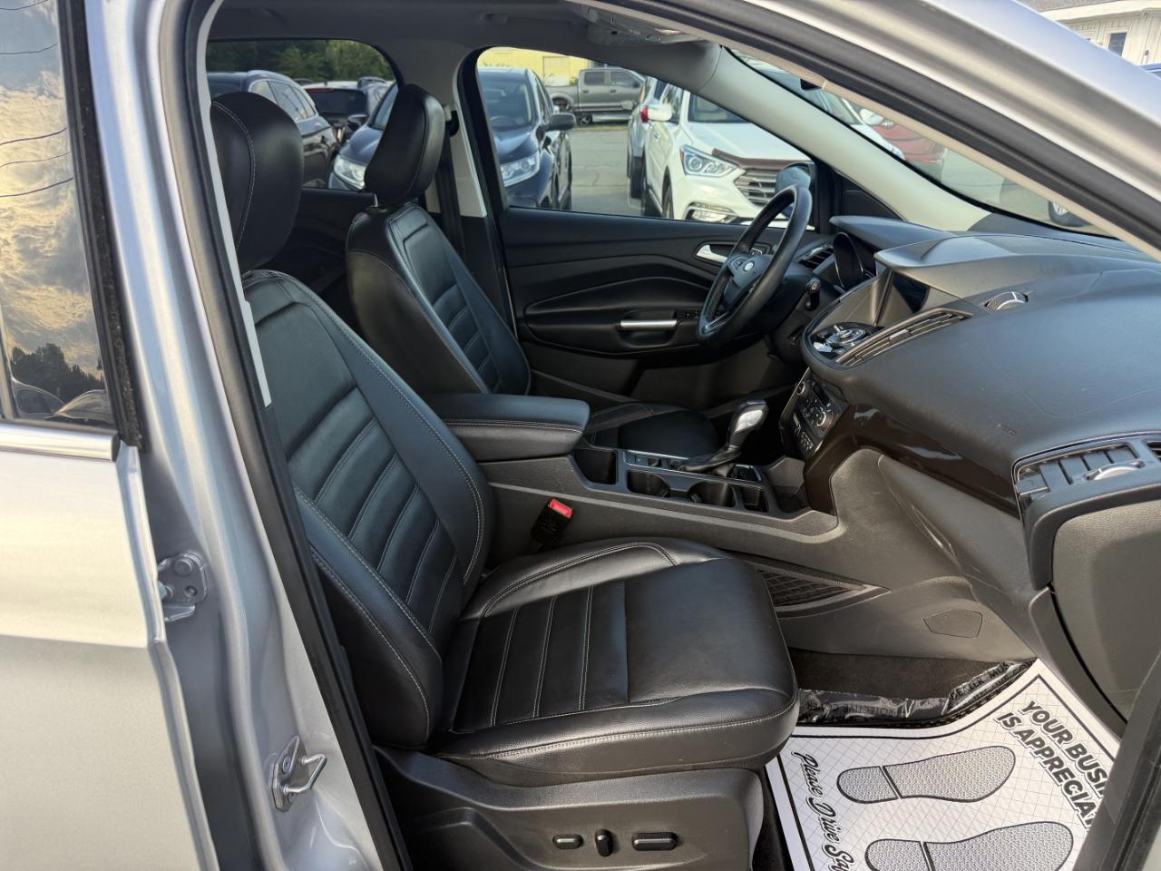 Ford Escape Titanium FWD 2019