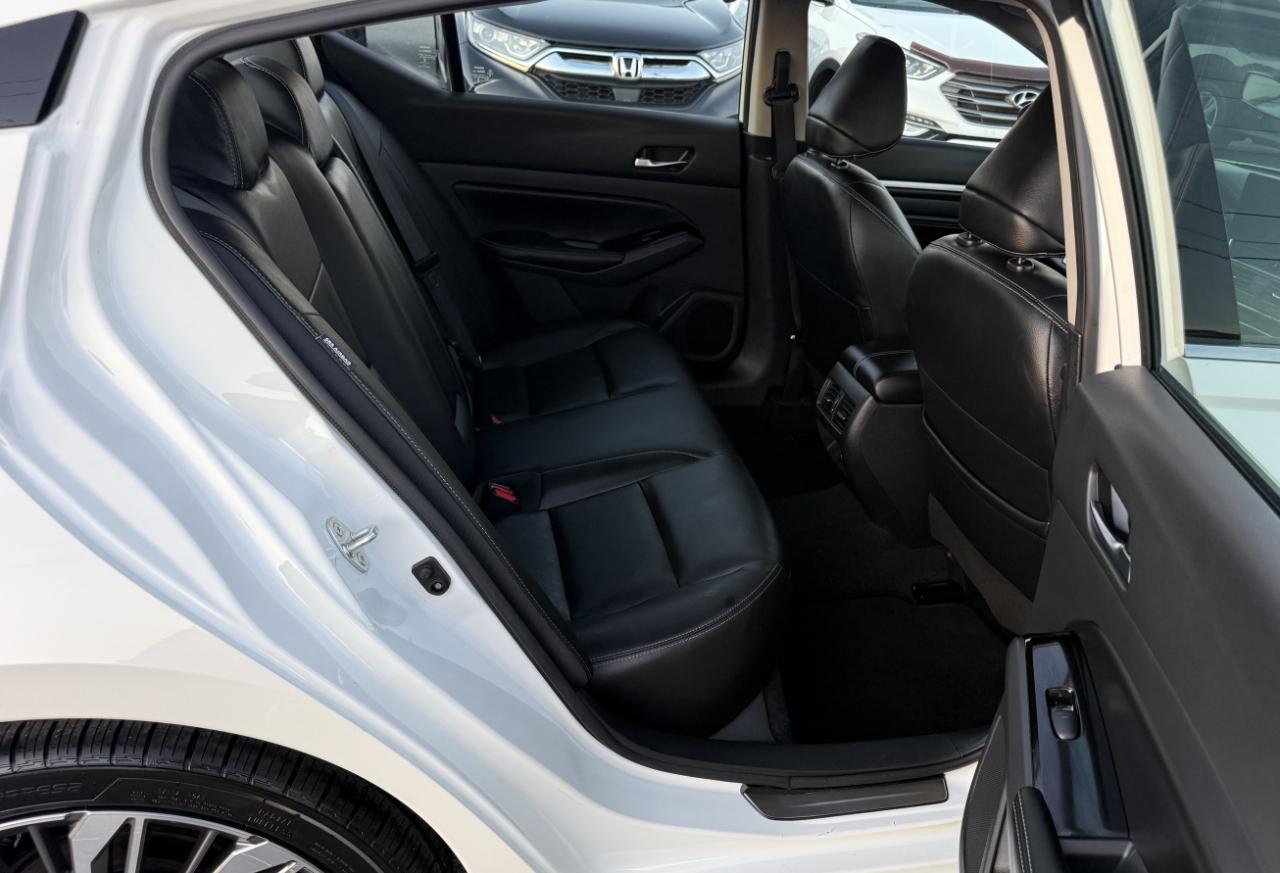 Nissan Altima 2.5 SL 2023