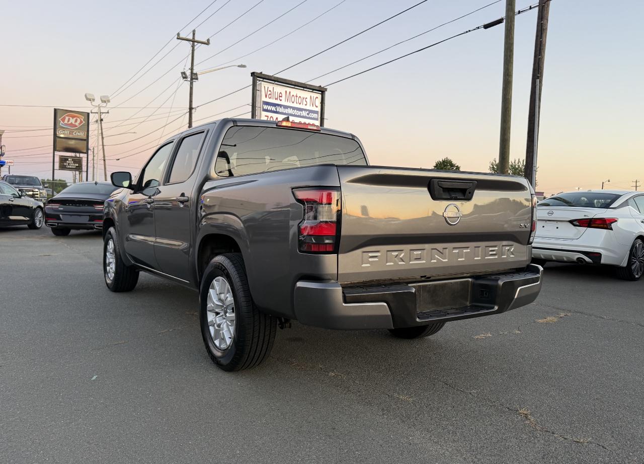 Nissan Frontier SV Crew Cab 2WD 2022