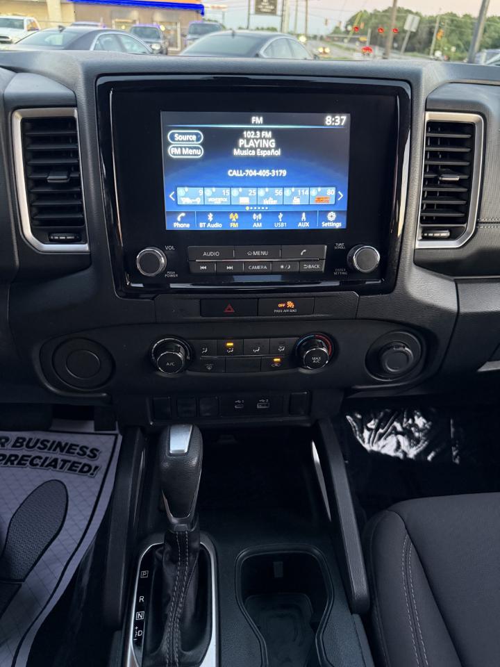 Nissan Frontier SV Crew Cab 2WD 2022
