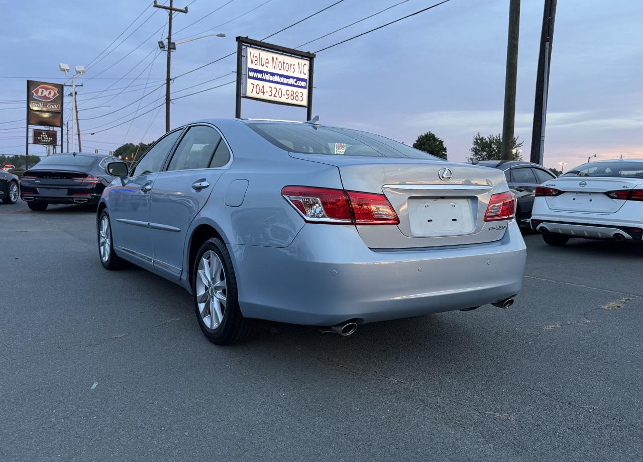 Lexus ES 350 Sedan 2012