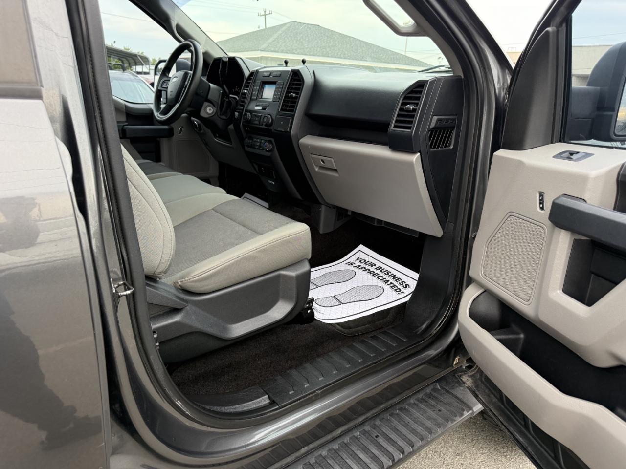 Ford F-150 Lariat SuperCrew 5.5-ft. Bed 4WD 2016