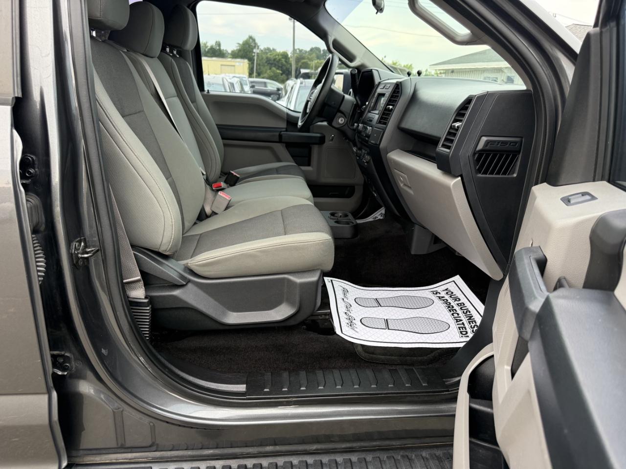 Ford F-150 Lariat SuperCrew 5.5-ft. Bed 4WD 2016