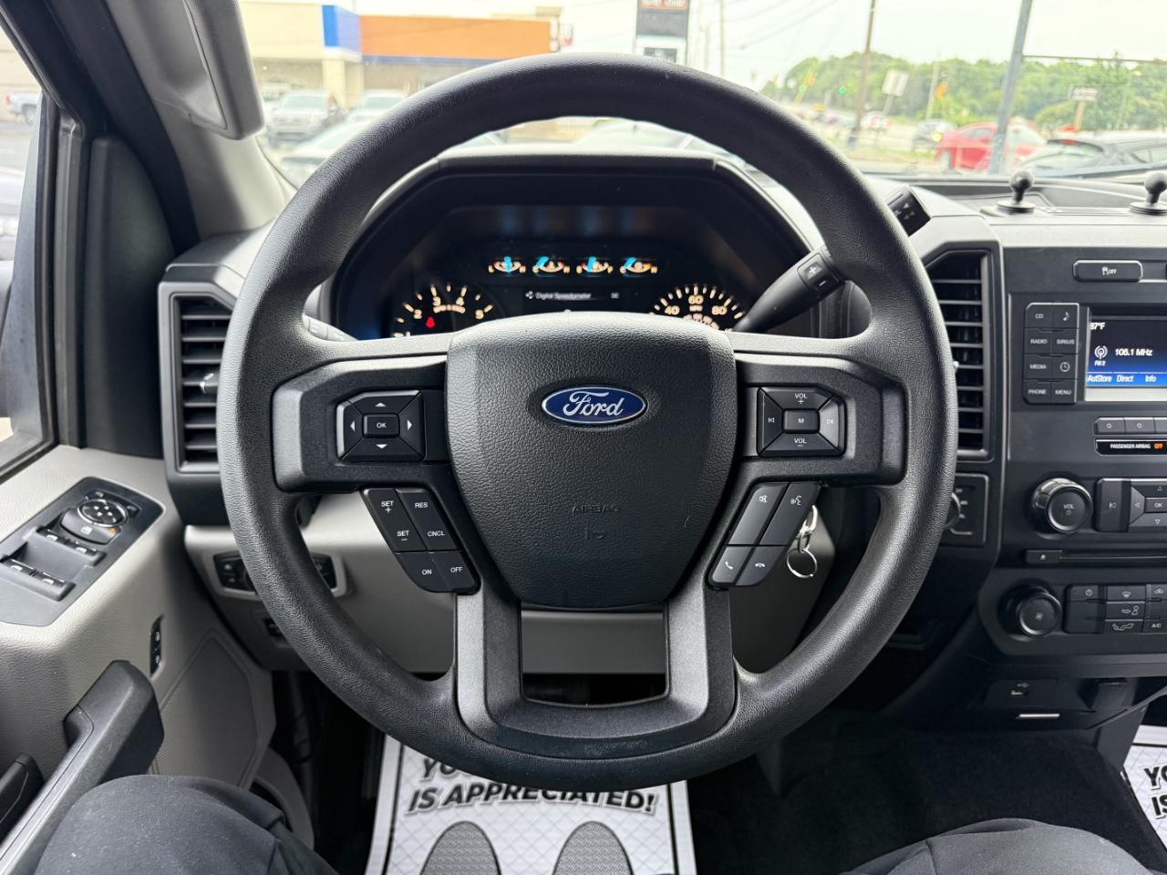 Ford F-150 Lariat SuperCrew 5.5-ft. Bed 4WD 2016