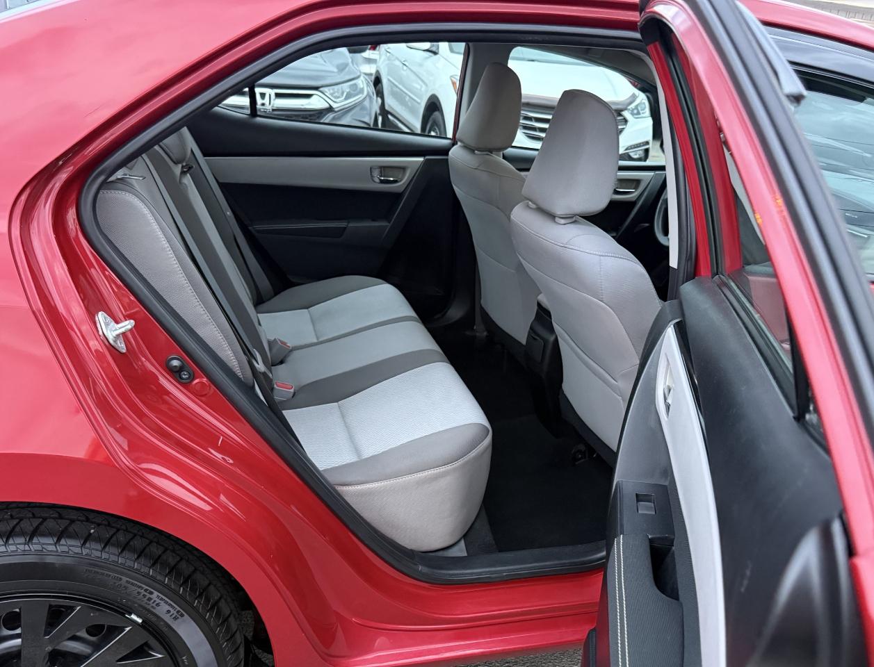 Toyota Corolla LE CVT 2017