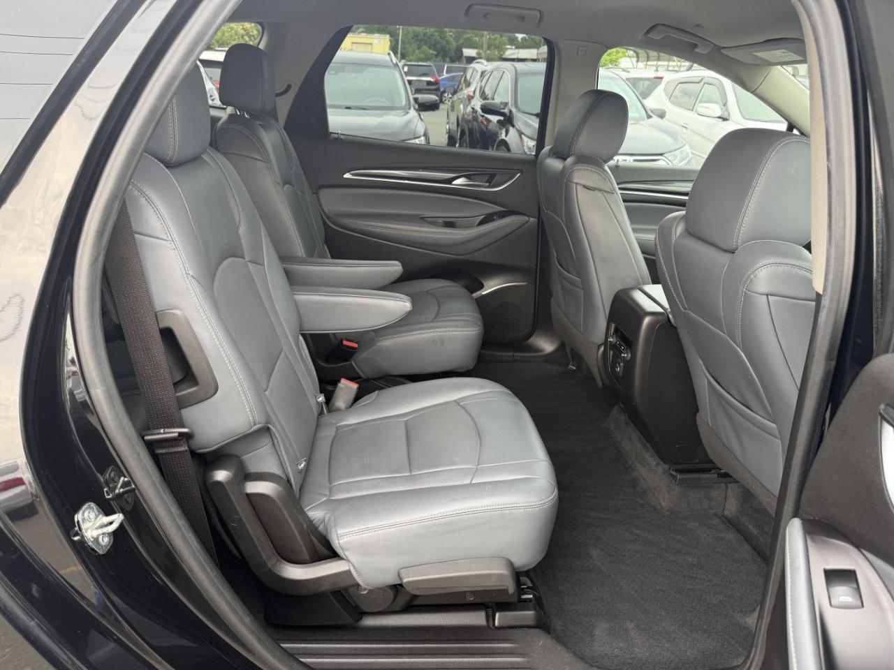 Buick Enclave Essence FWD 2020