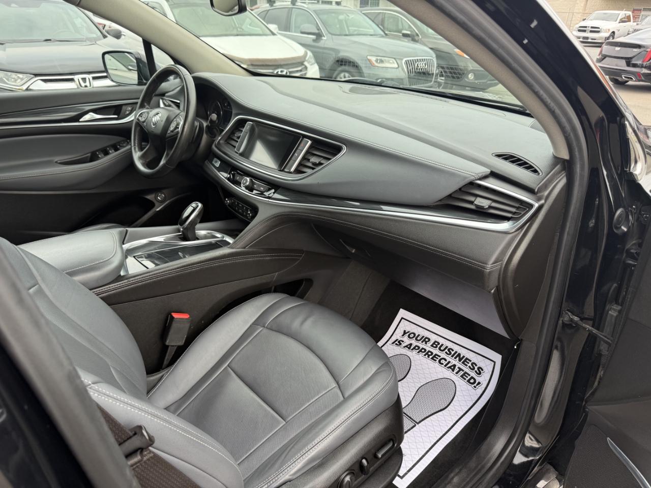 Buick Enclave Essence FWD 2020