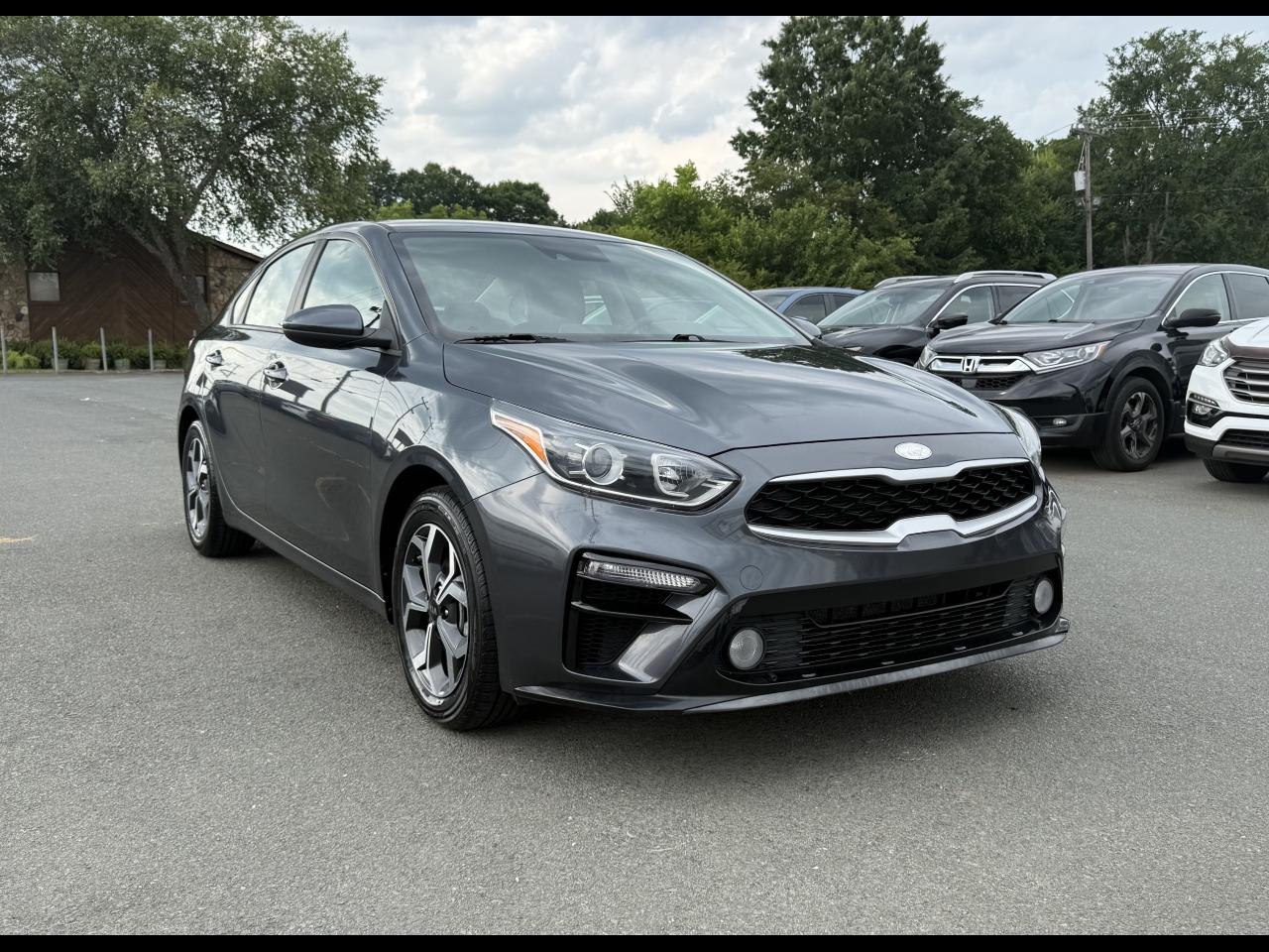 2019 Kia Forte LXS AT's photo