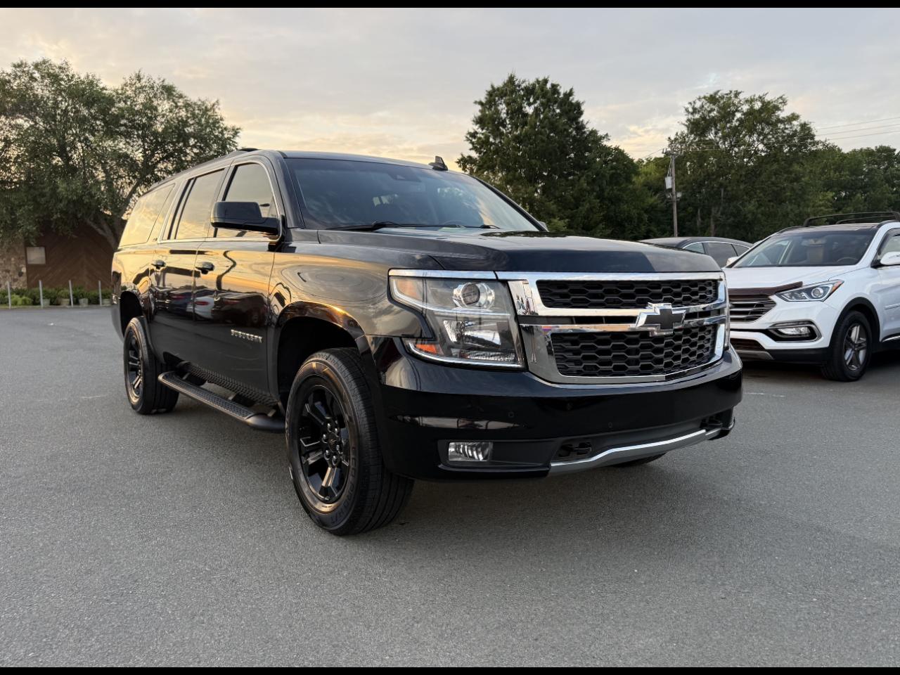 Chevrolet Suburban LT 4WD 2020
