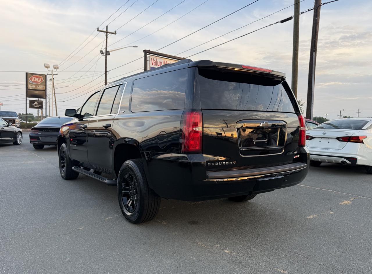 Chevrolet Suburban LT 4WD 2020