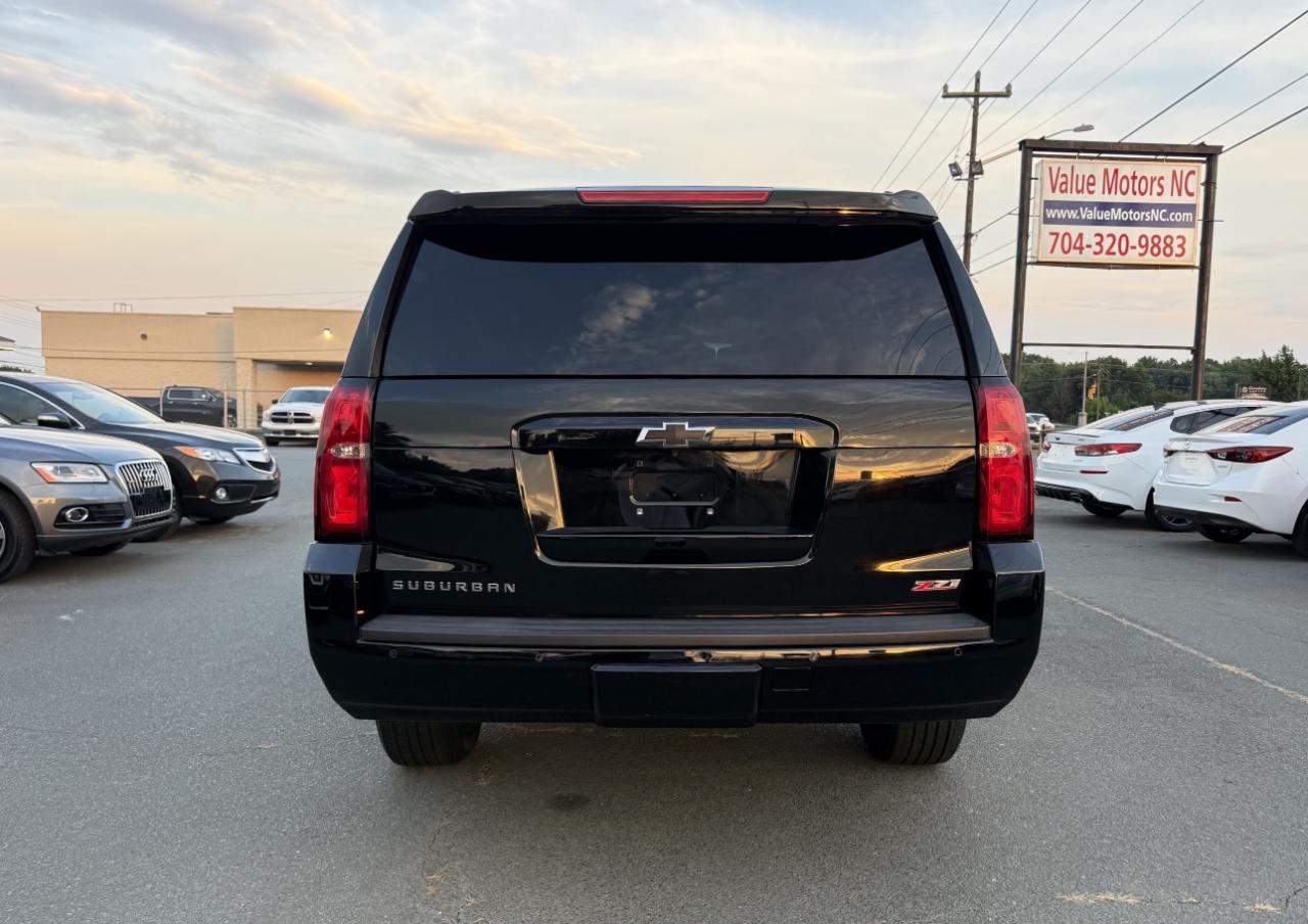 Chevrolet Suburban LT 4WD 2020