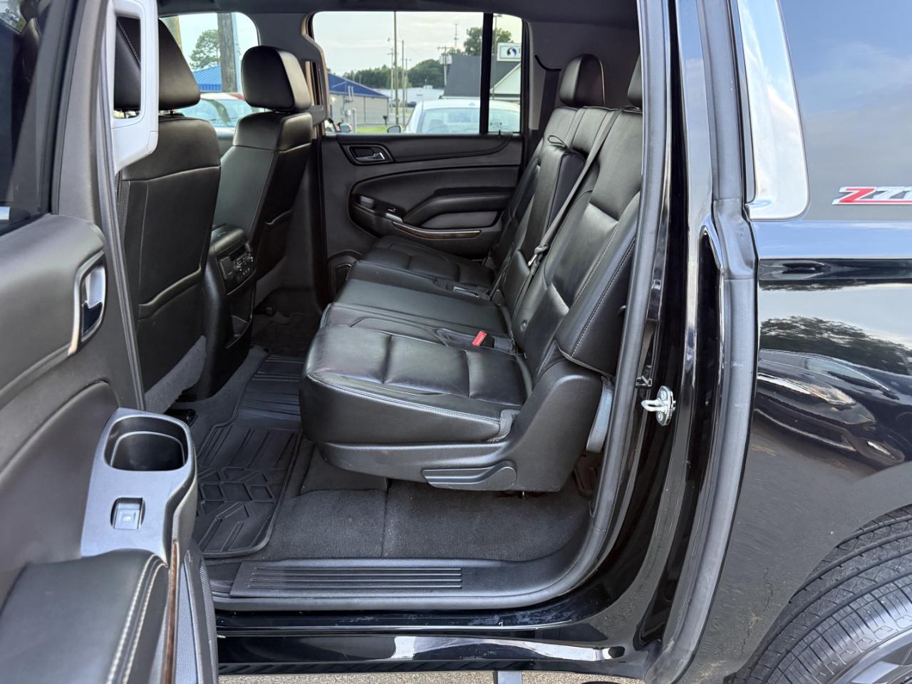 Chevrolet Suburban LT 4WD 2020