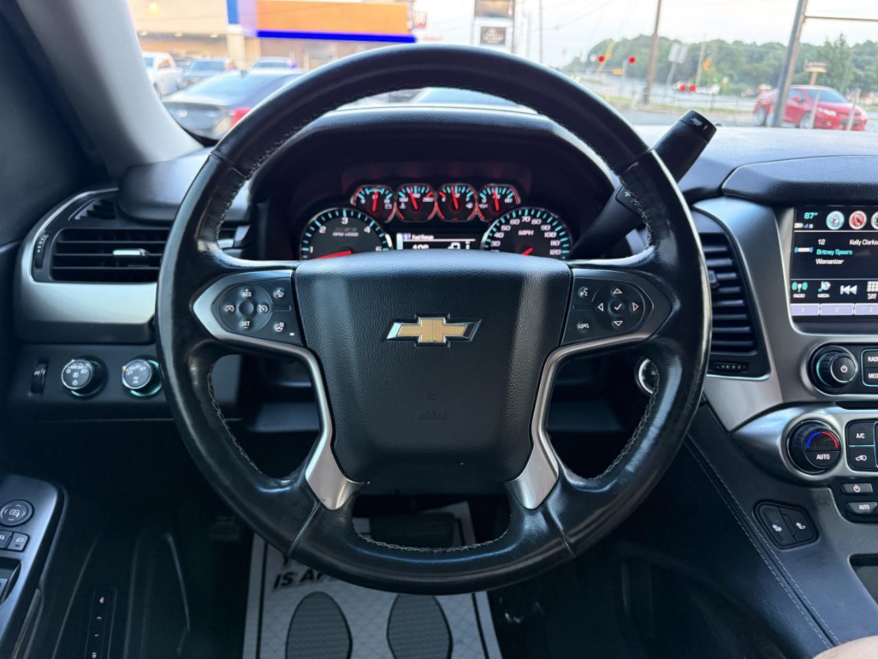 Chevrolet Suburban LT 4WD 2020
