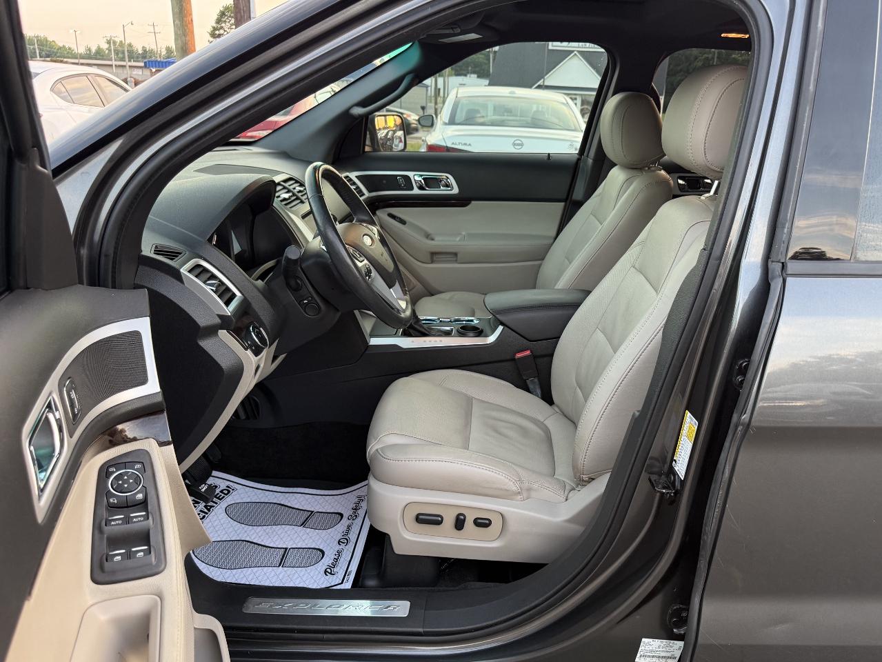 Ford Explorer Limited FWD 2015
