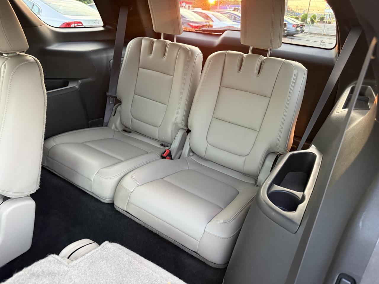 Ford Explorer Limited FWD 2015