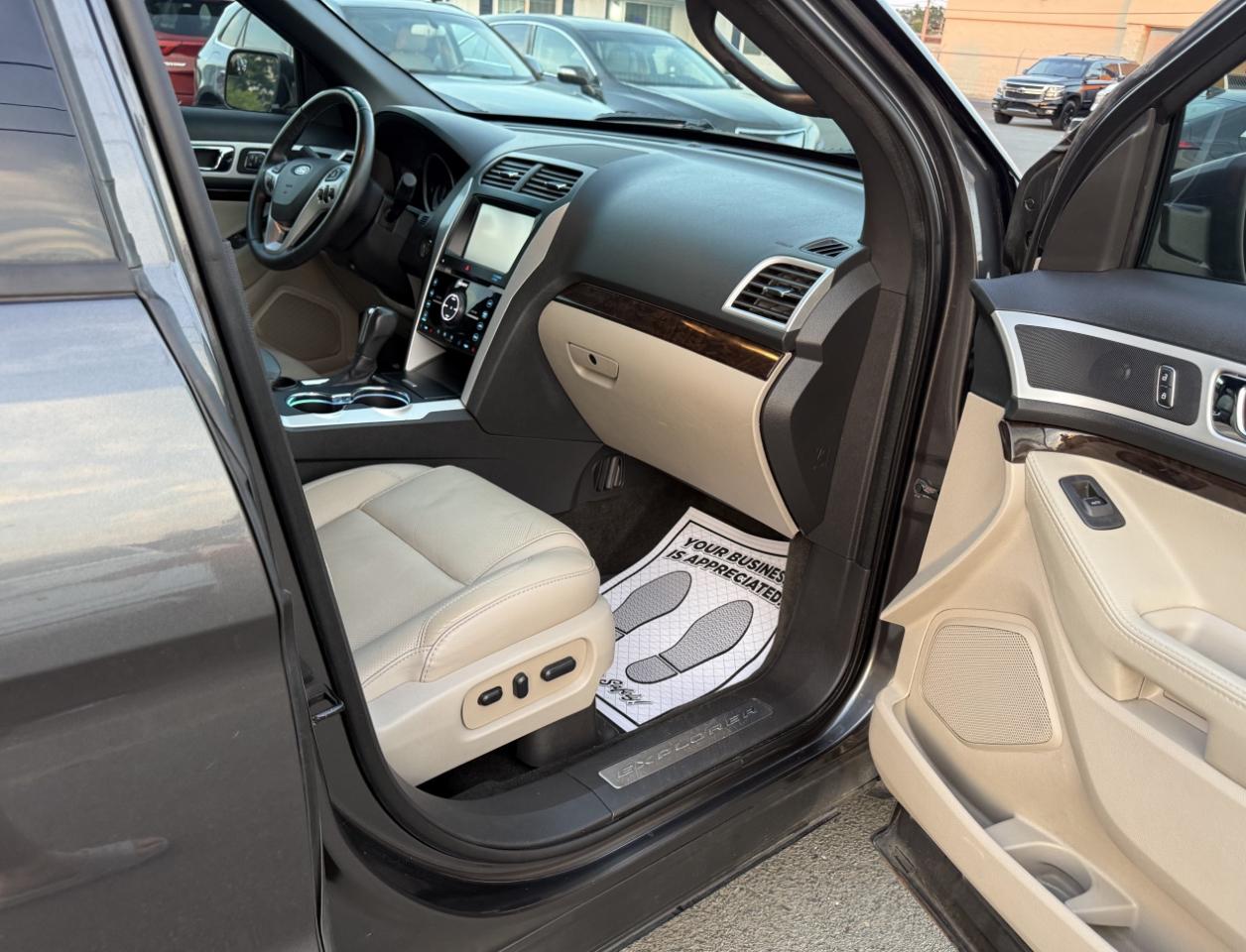 Ford Explorer Limited FWD 2015