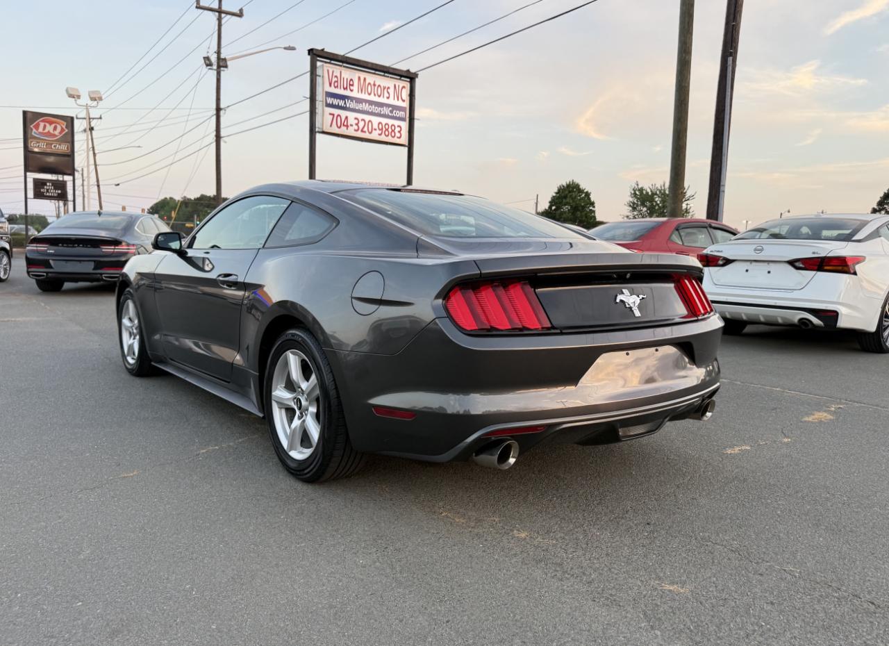 Ford Mustang V6 Coupe 2017