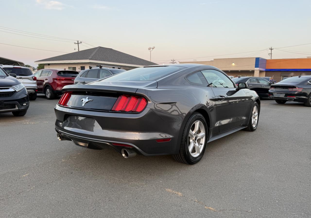 Ford Mustang V6 Coupe 2017
