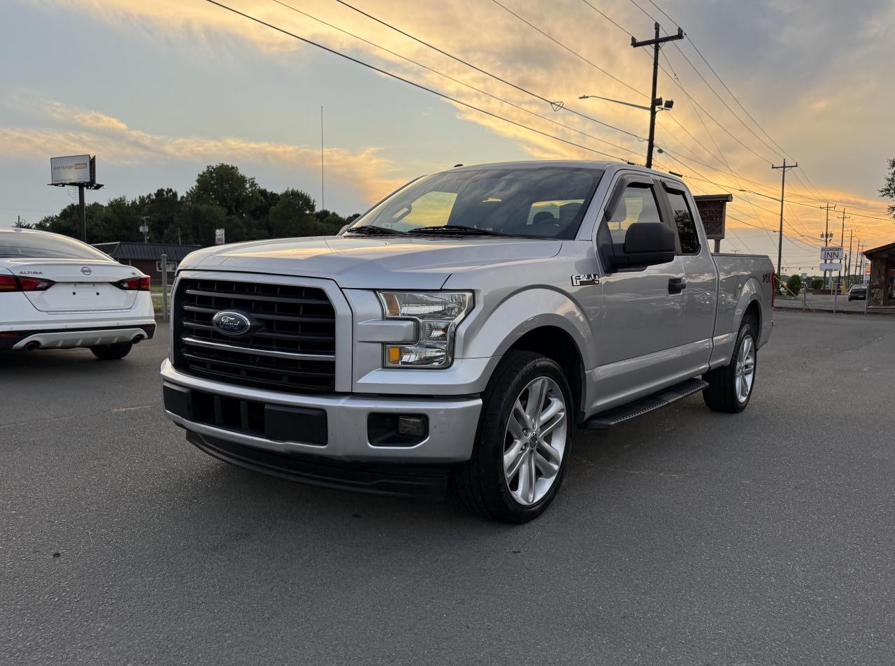 Ford F-150 XL SuperCab 6.5-ft. Bed 2WD 2017