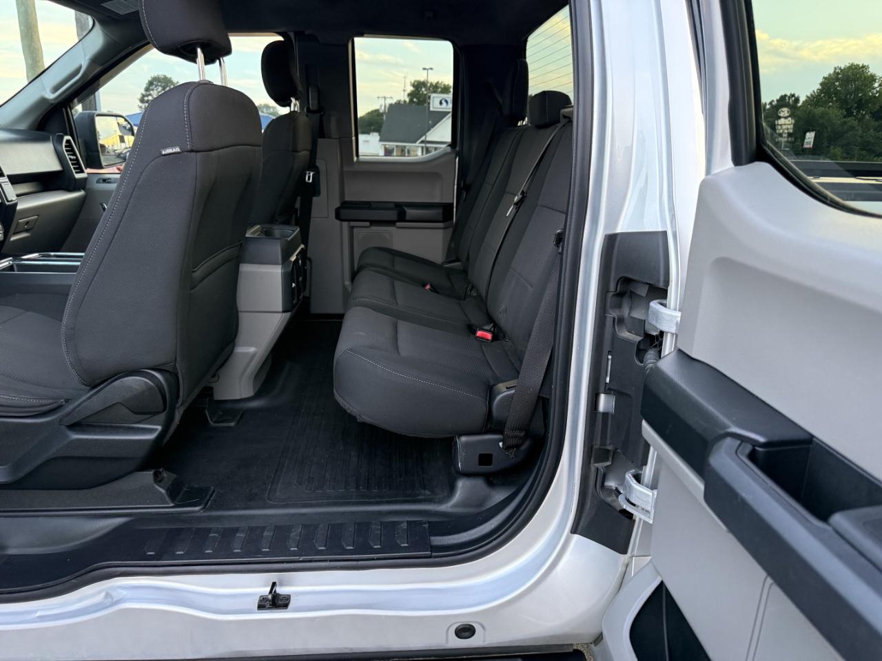Ford F-150 XL SuperCab 6.5-ft. Bed 2WD 2017