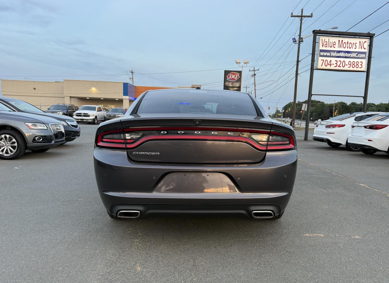 Dodge Charger SXT 2020