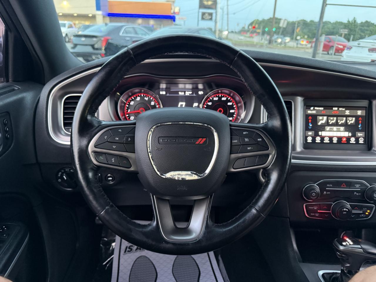 Dodge Charger SXT 2020