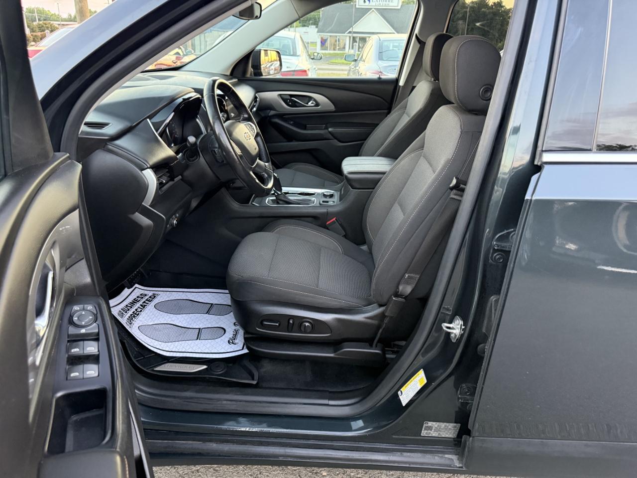Chevrolet Traverse LT Cloth FWD 2019