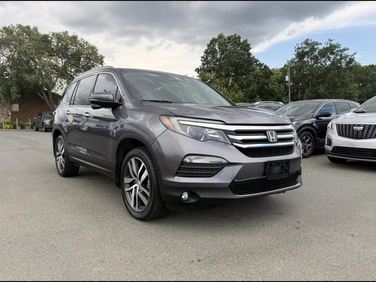 Honda Pilot Touring 2WD 2016