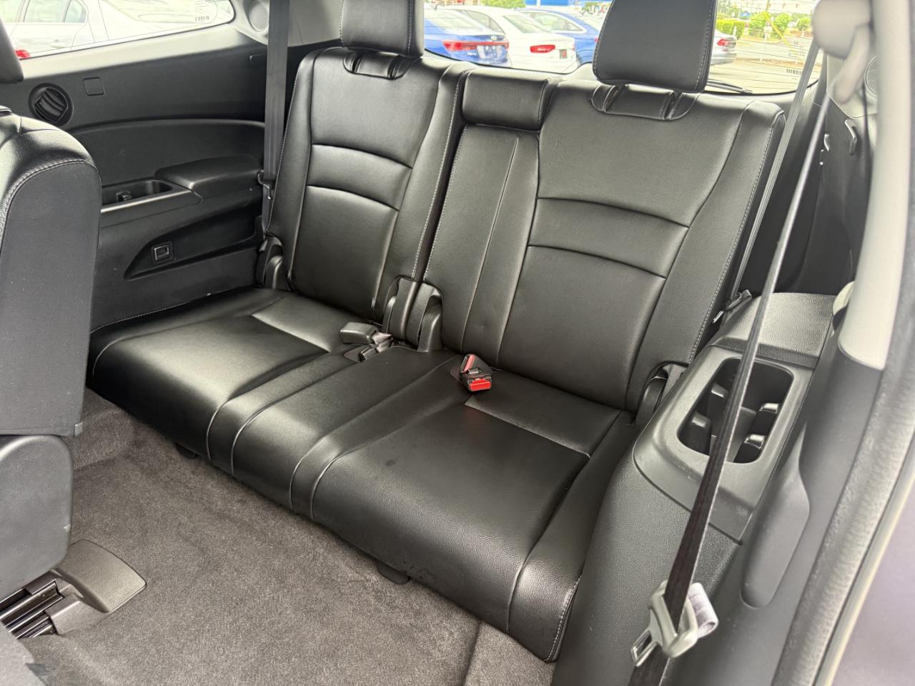 Honda Pilot Touring 2WD 2016