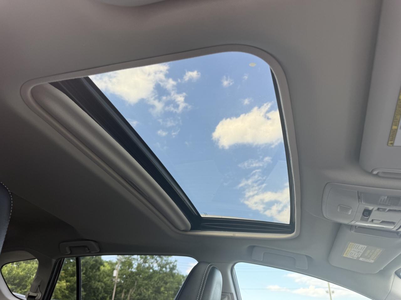 Toyota RAV4 Limited AWD 2018