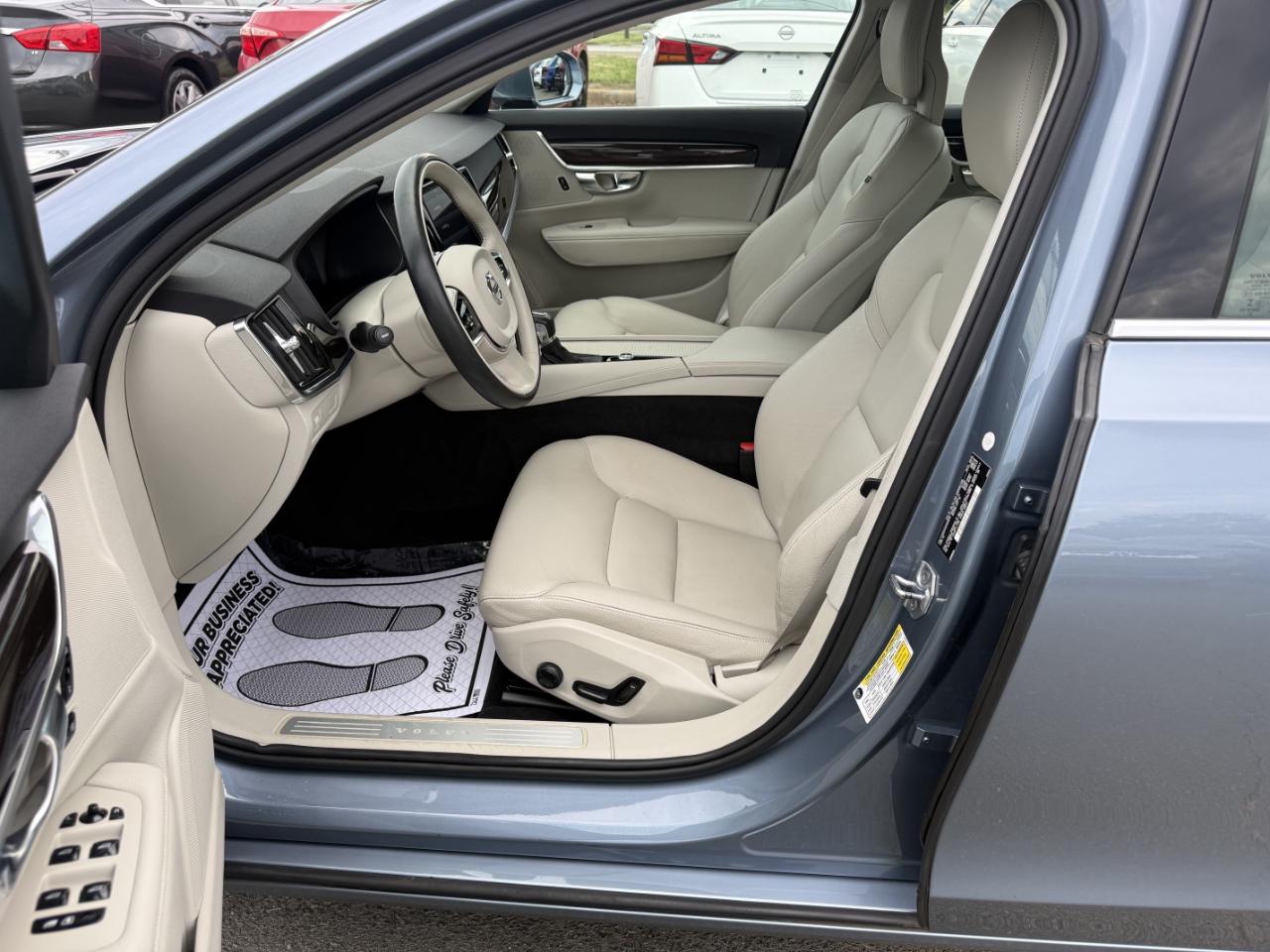 Volvo S90 T5 Momentum 2017