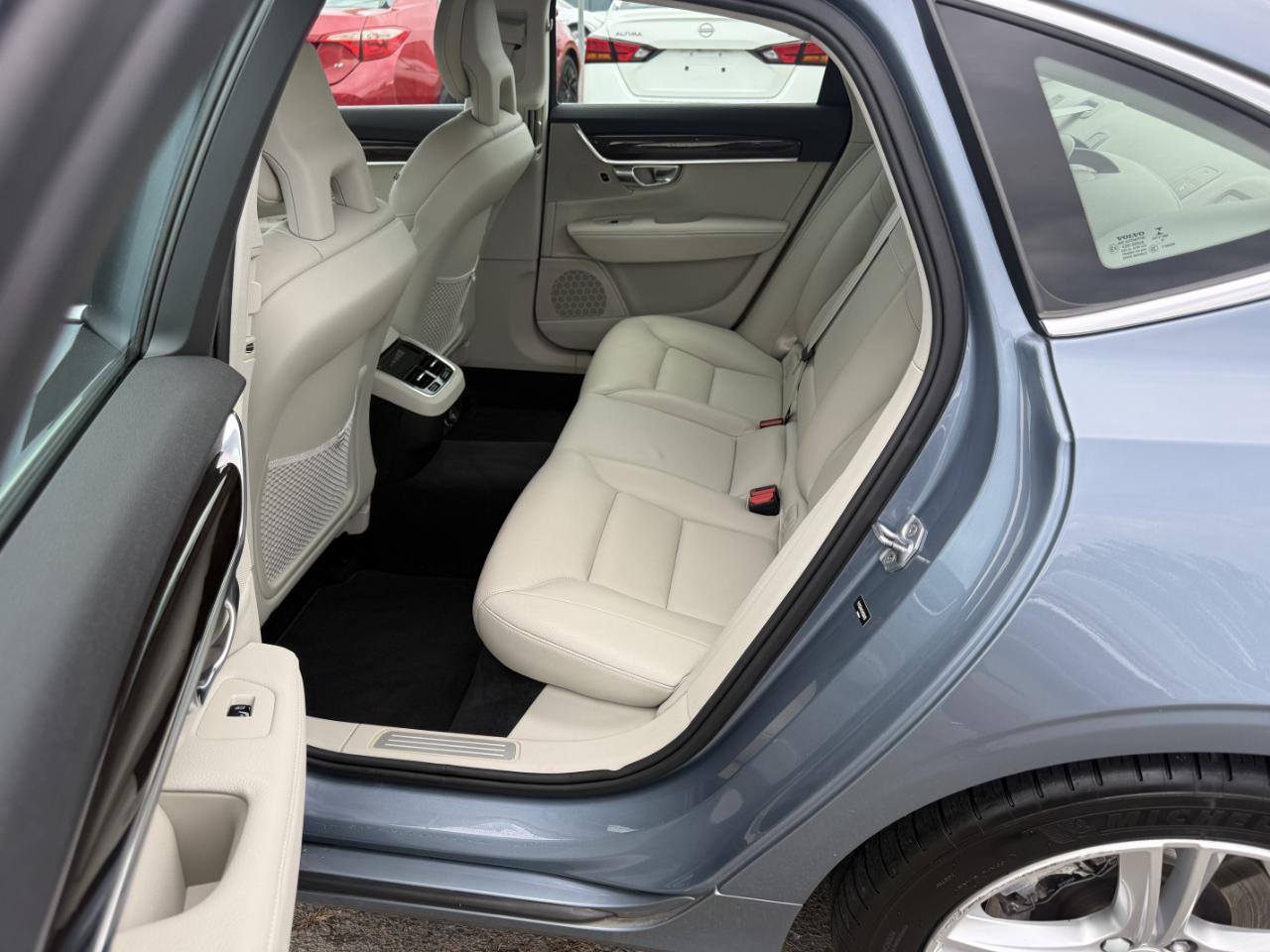 Volvo S90 T5 Momentum 2017