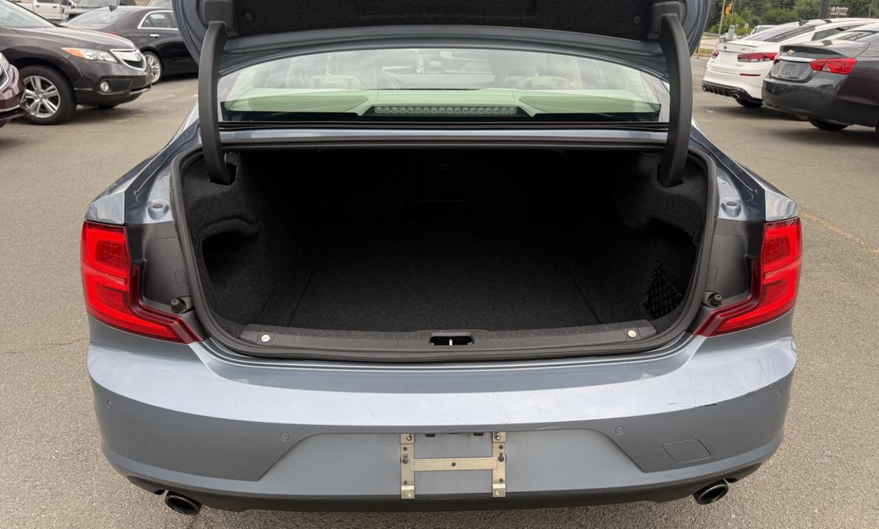Volvo S90 T5 Momentum 2017