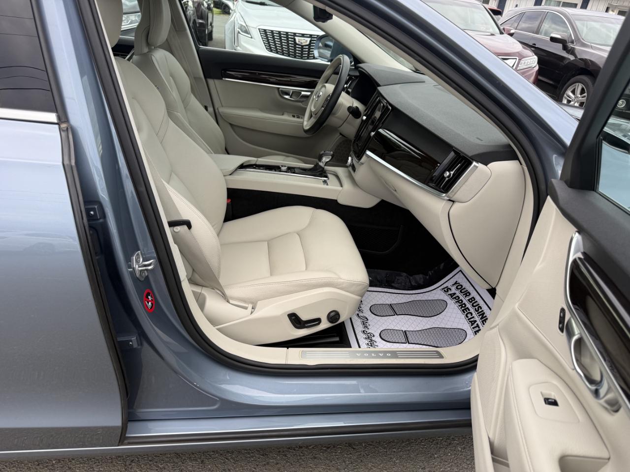 Volvo S90 T5 Momentum 2017