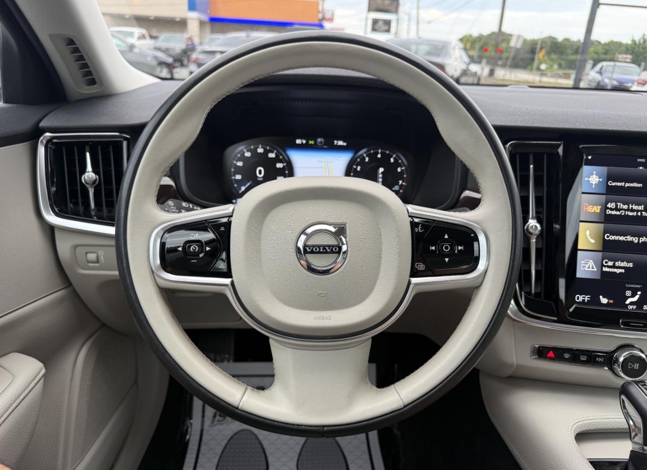 Volvo S90 T5 Momentum 2017