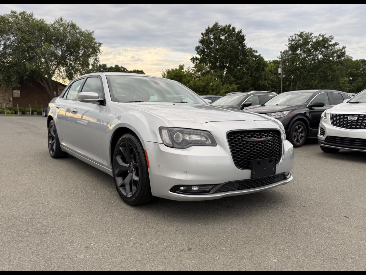 Chrysler 300 S V6 RWD 2021