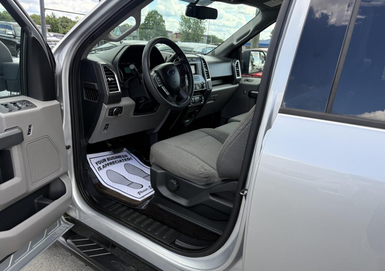 Ford F-150 Lariat SuperCrew 5.5-ft. Bed 4WD 2016