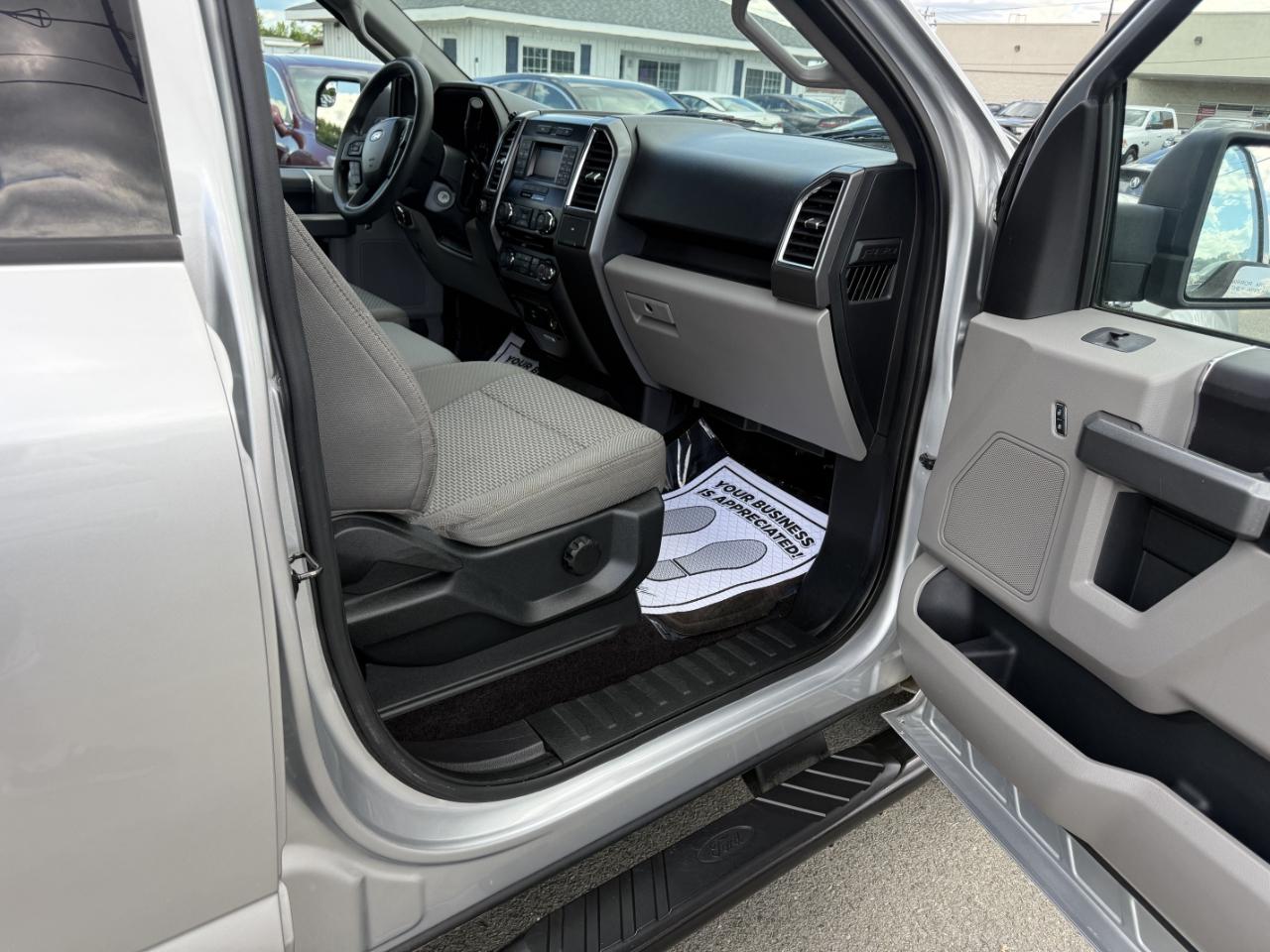Ford F-150 Lariat SuperCrew 5.5-ft. Bed 4WD 2016