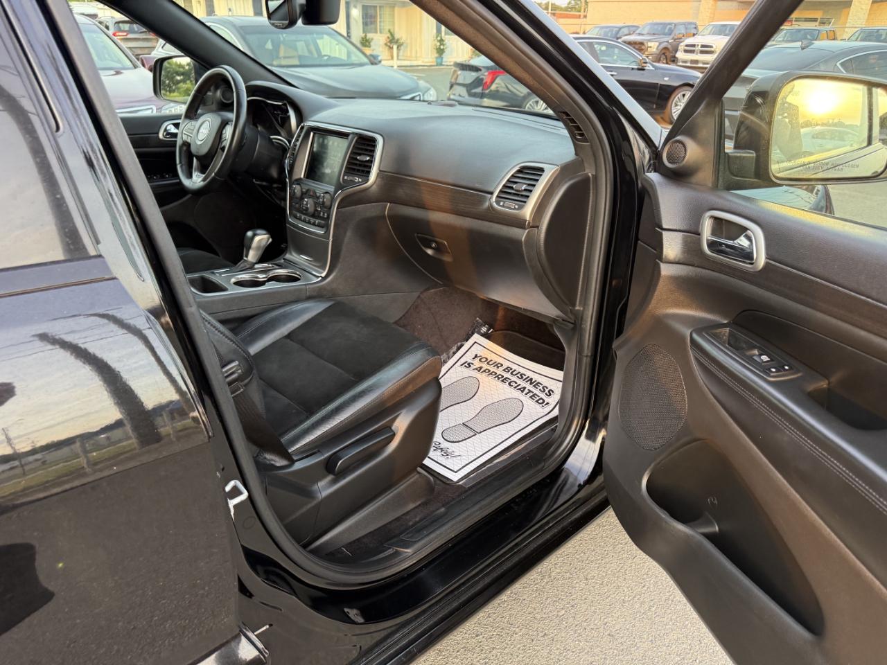 Jeep Grand Cherokee  2018