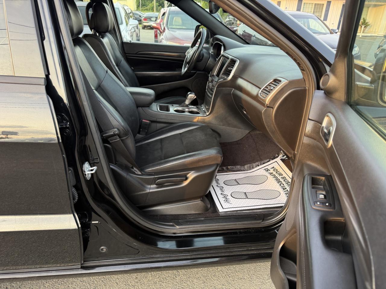 Jeep Grand Cherokee  2018
