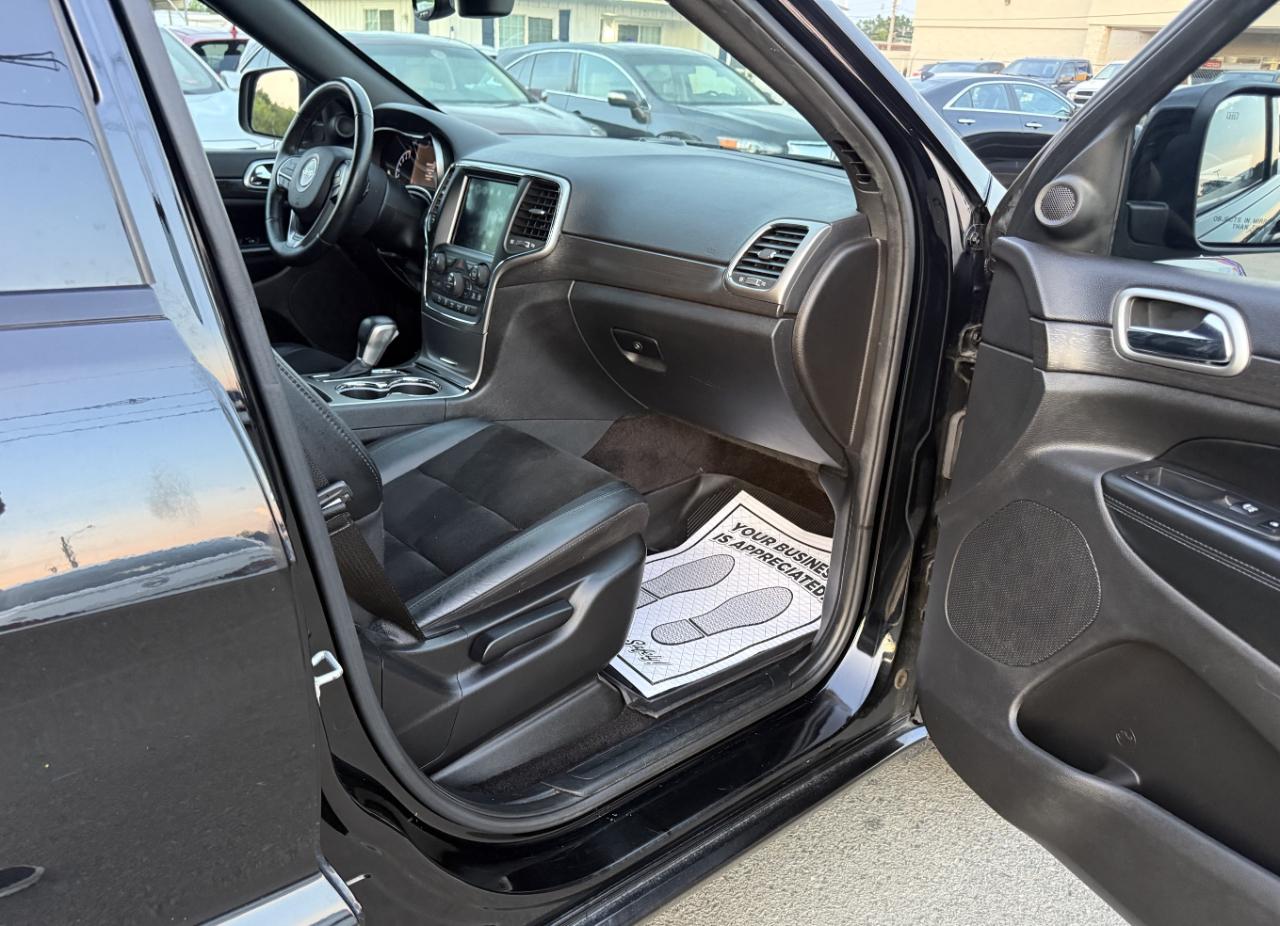 Jeep Grand Cherokee  2018