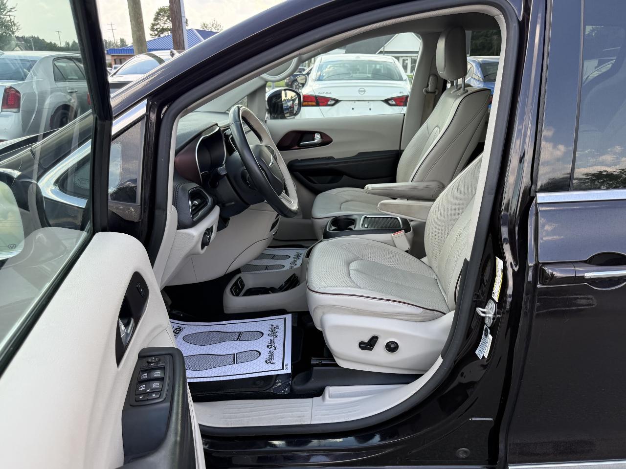 Chrysler Pacifica Limited 2018