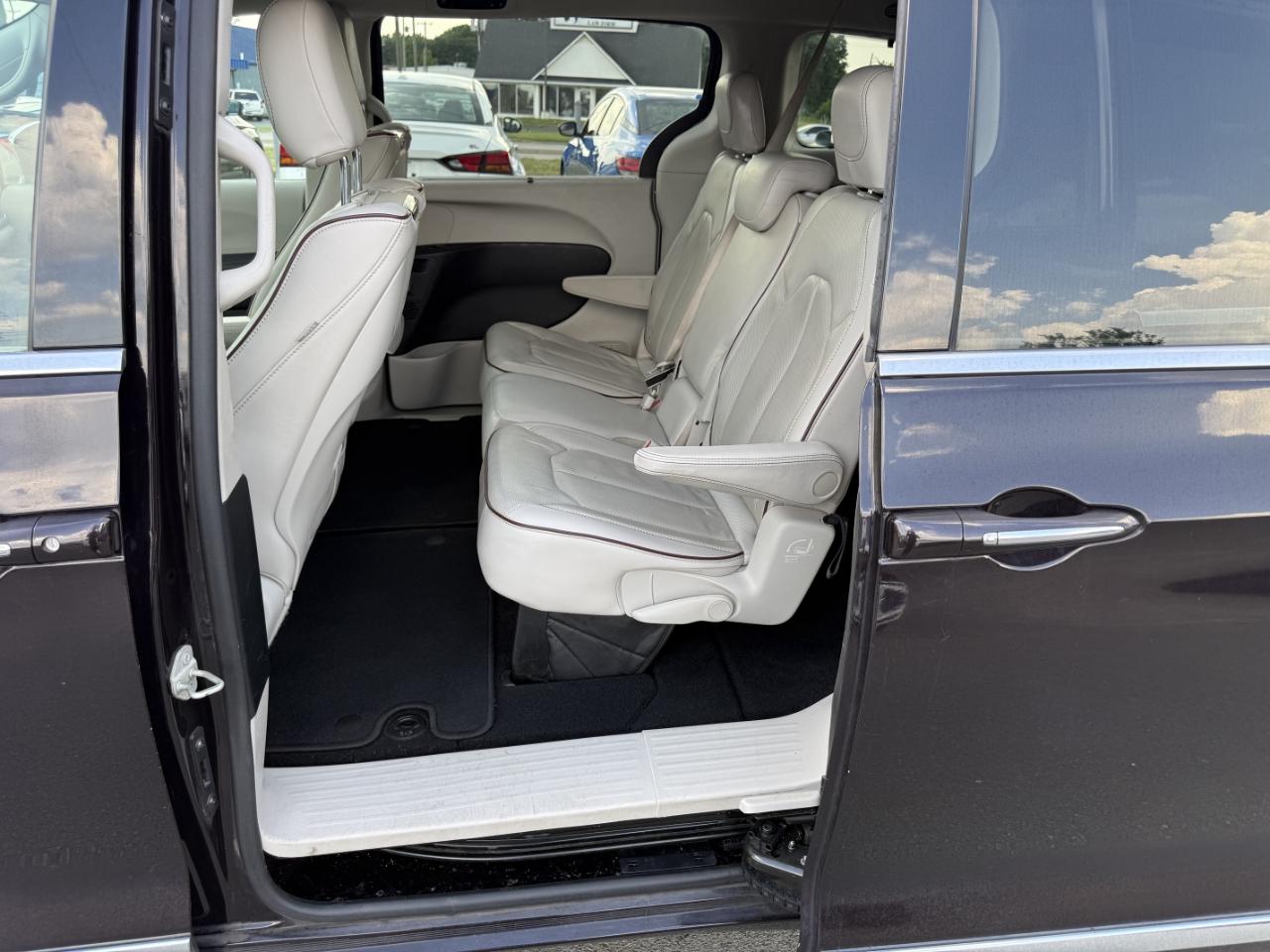 Chrysler Pacifica Limited 2018