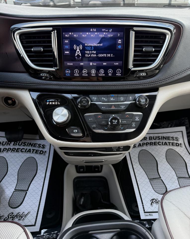 Chrysler Pacifica Limited 2018